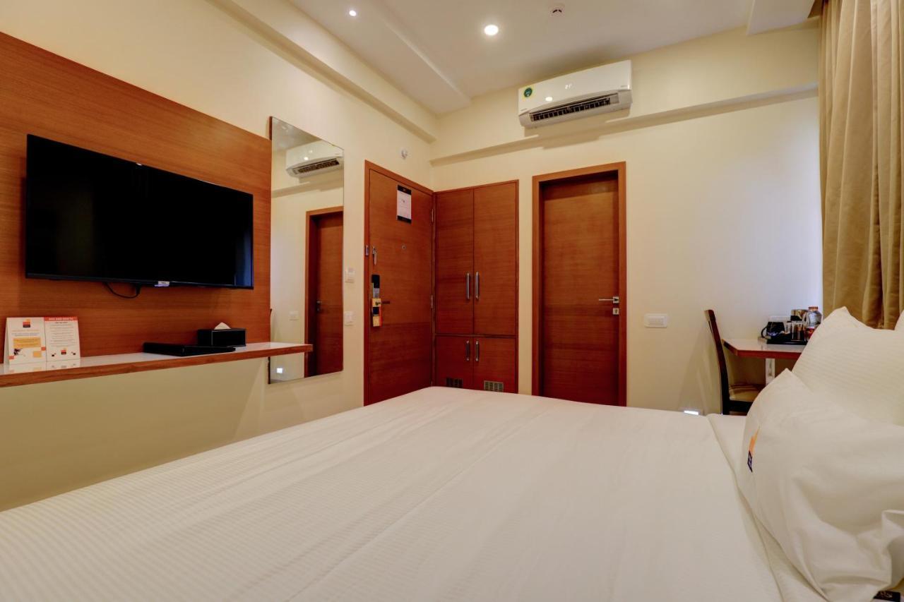 Myspace Tattwa Grand Yelahanka Luaran gambar