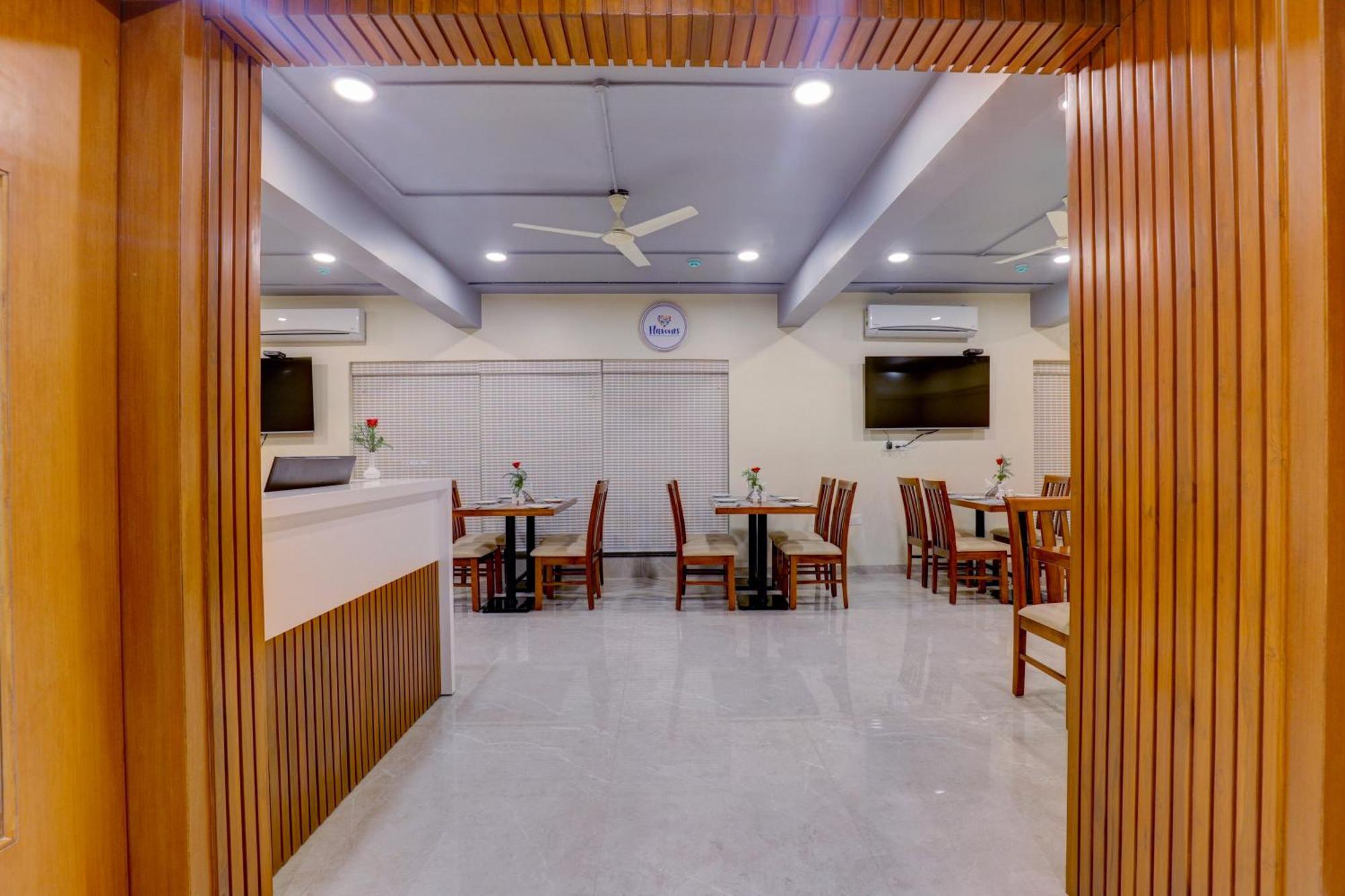 Myspace Tattwa Grand Yelahanka Luaran gambar